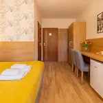 בית הארחה Rena