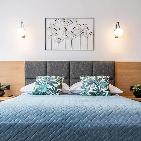 Rena ゲストハウス 3*