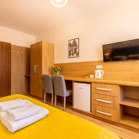 Rena ゲストハウス