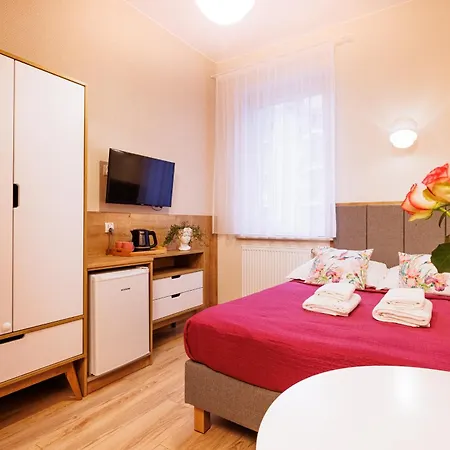 Rena بيت ضيافة 3*