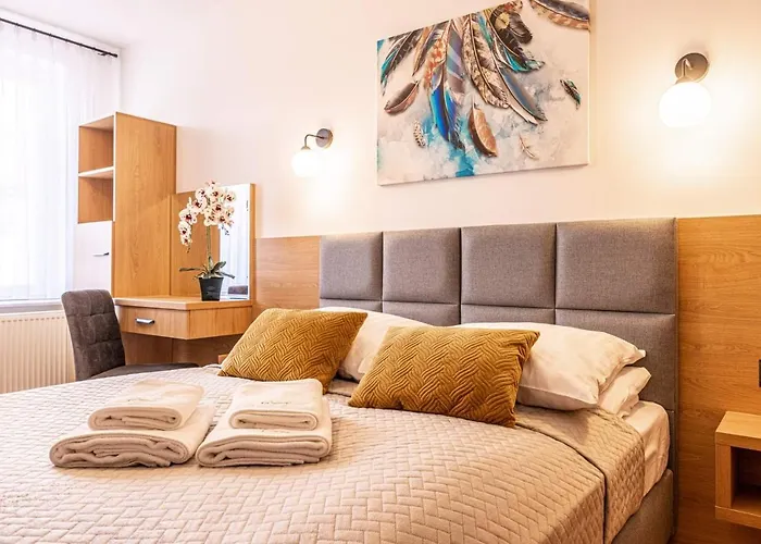 بيت ضيافة Rena